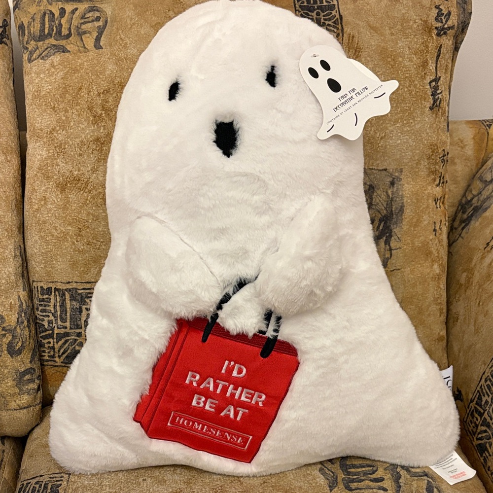 NWT COLLECTABLE I rather be at homesense White Plush Pillow with Red Bag Detail - Picture 1 of 5